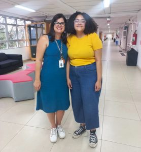 Tamires, docente da Faculdade SESI de Educação e Thalita, aluna de Licenciatura em Ciências Humanas. Foto: Reprodução 